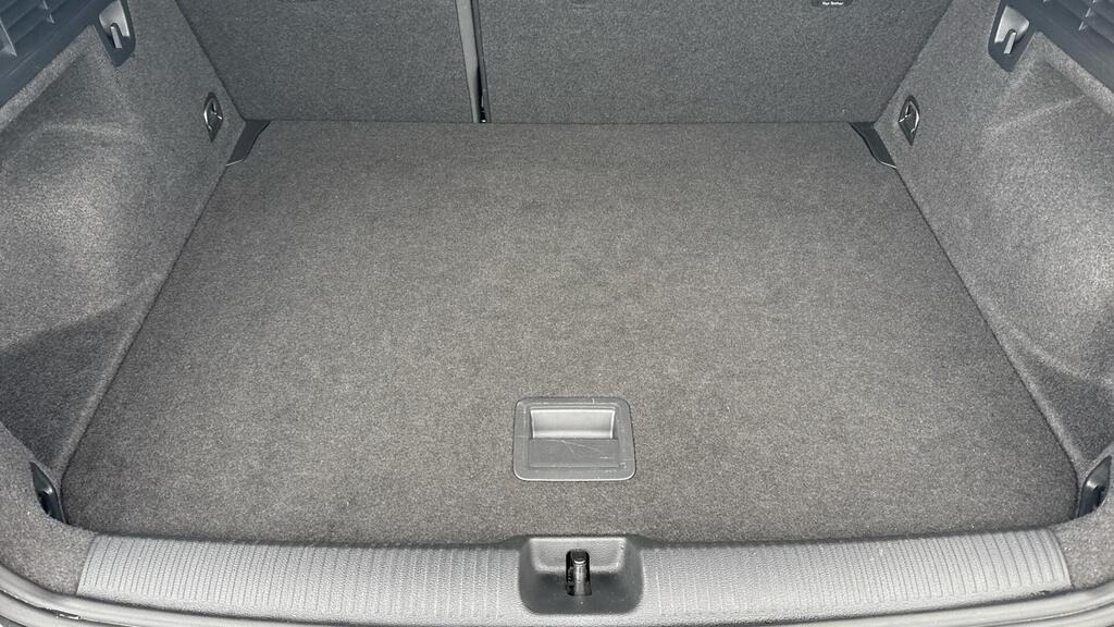 
								2023 Audi Q2 1.5 TFSI CoD 35 Sport S Tronic full									