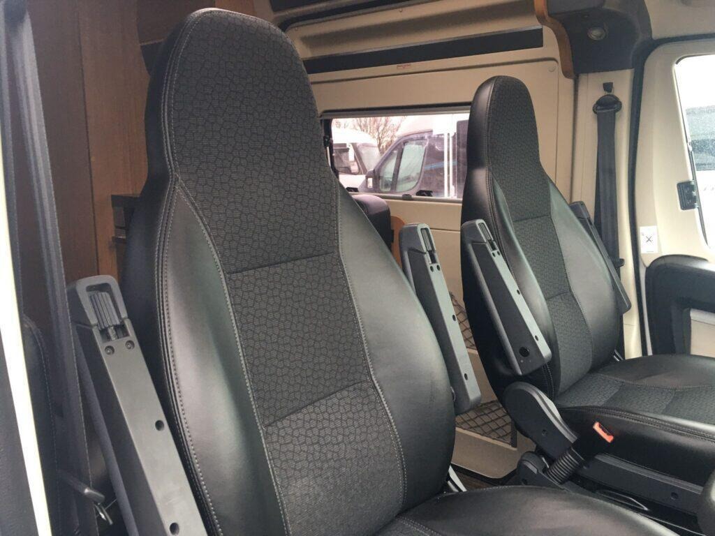 
								2015 Auto-Trail V-Line 600 2.3 Manual full									