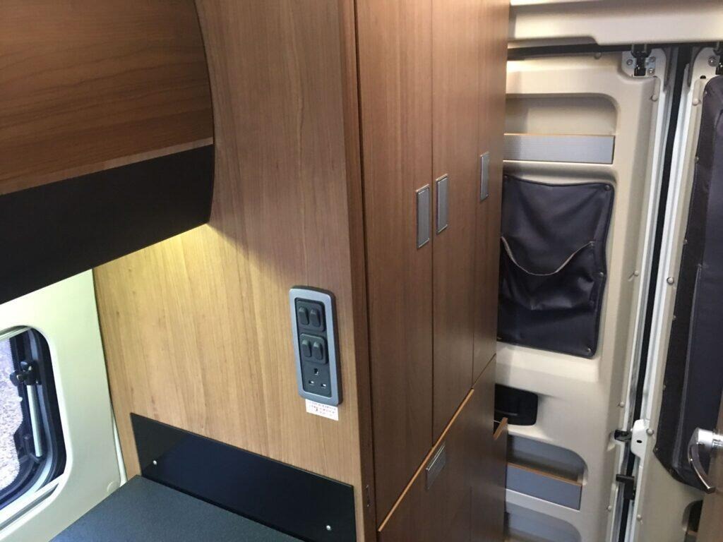 
								2015 Auto-Trail V-Line 600 2.3 Manual full									