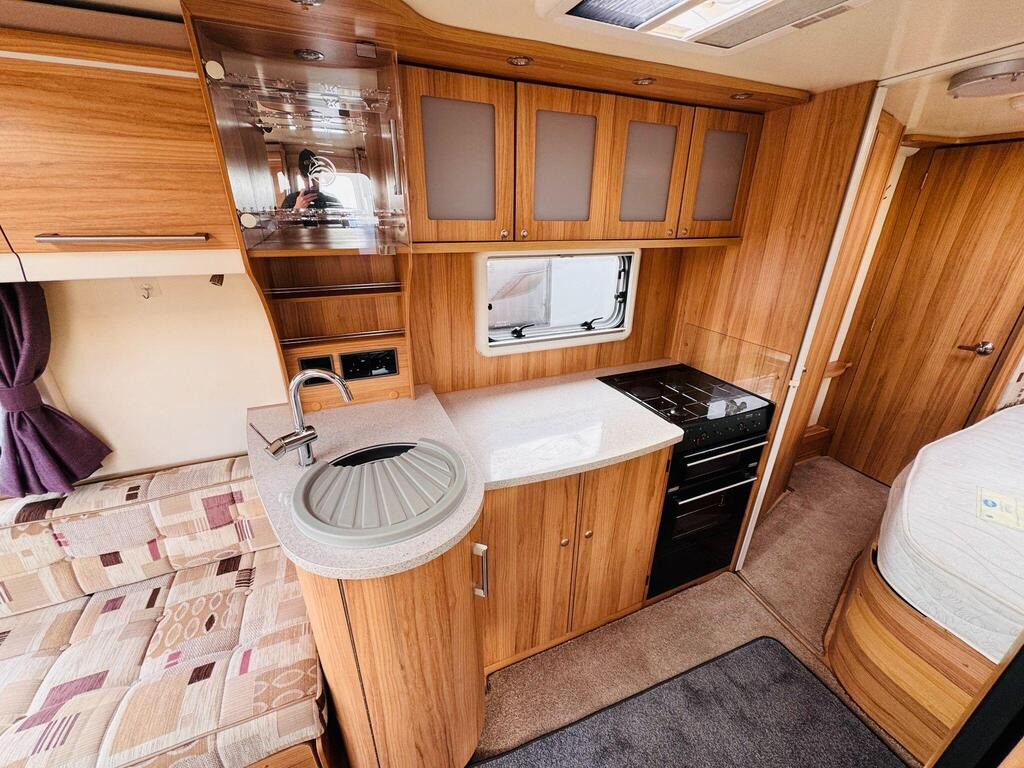 
								2014 Bailey Unicorn Barcelona full									