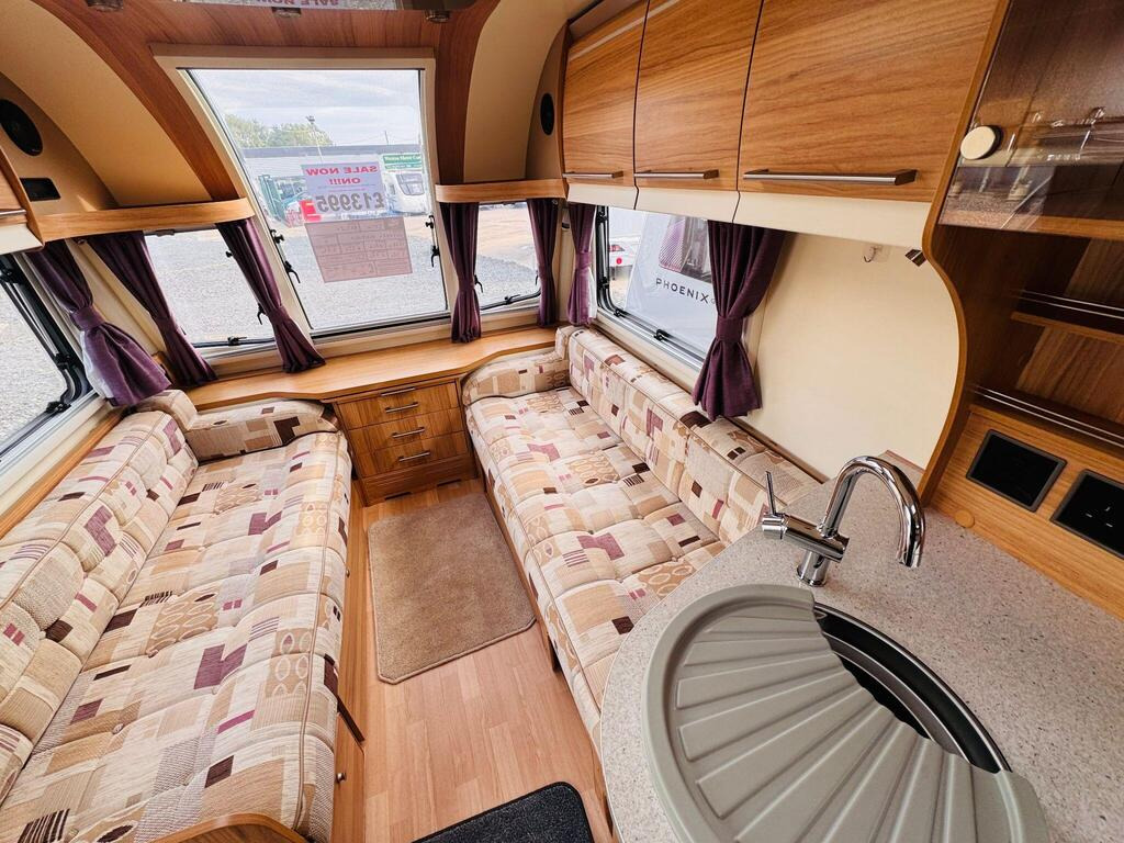 
								2014 Bailey Unicorn Barcelona full									