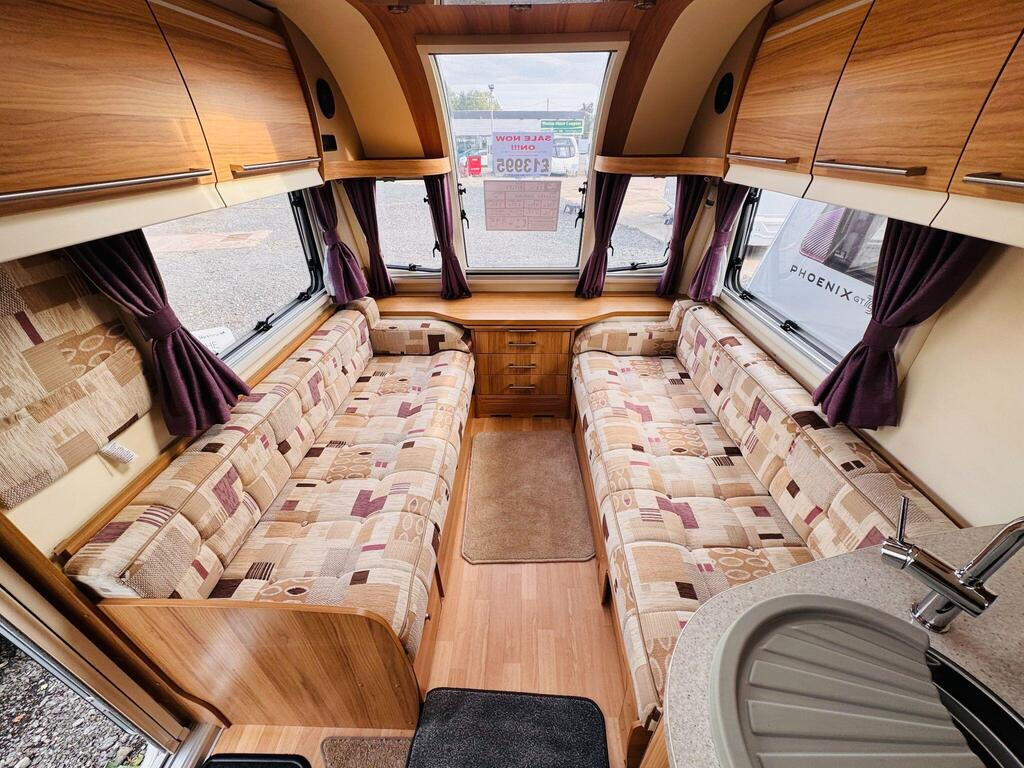 
								2014 Bailey Unicorn Barcelona full									