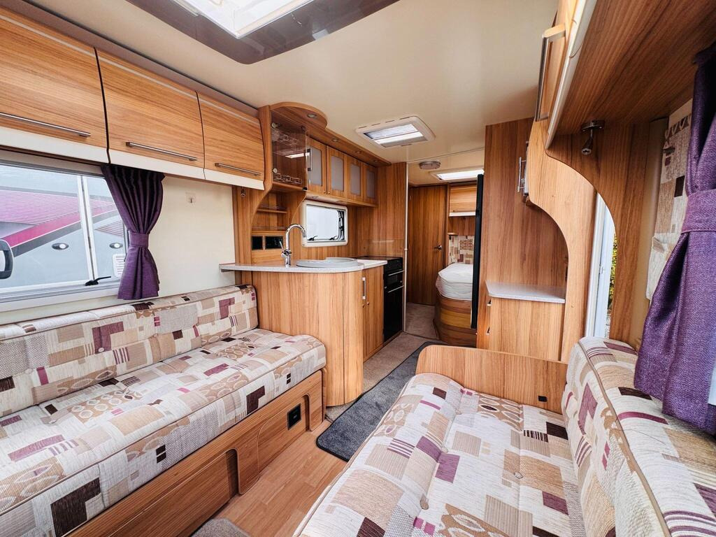 
								2014 Bailey Unicorn Barcelona full									