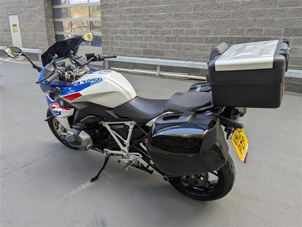 
								2024 BMW R 1250 RS SE Claw-shifted Cardan full									