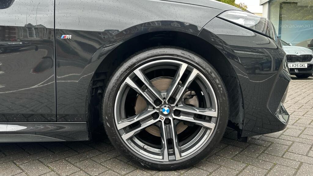 
								2023 BMW 2 Series Gran Coupé 218i M Sport DCT full									