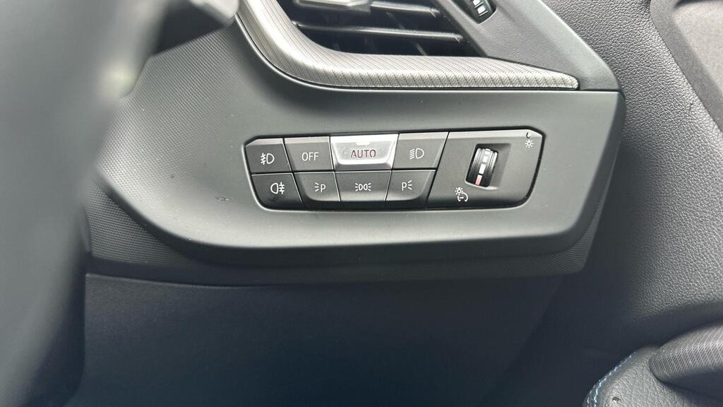 
								2023 BMW 2 Series Gran Coupé 218i M Sport DCT full									