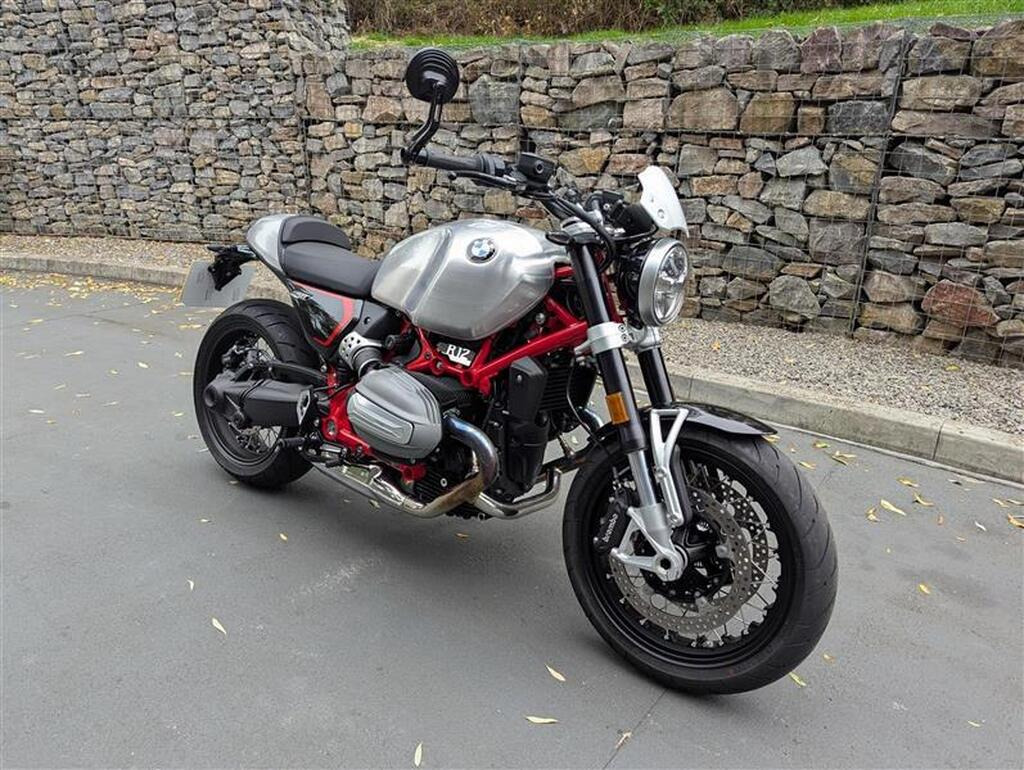 
								2024 BMW R 12 nineT 1200 Claw-shifted Cardan full									