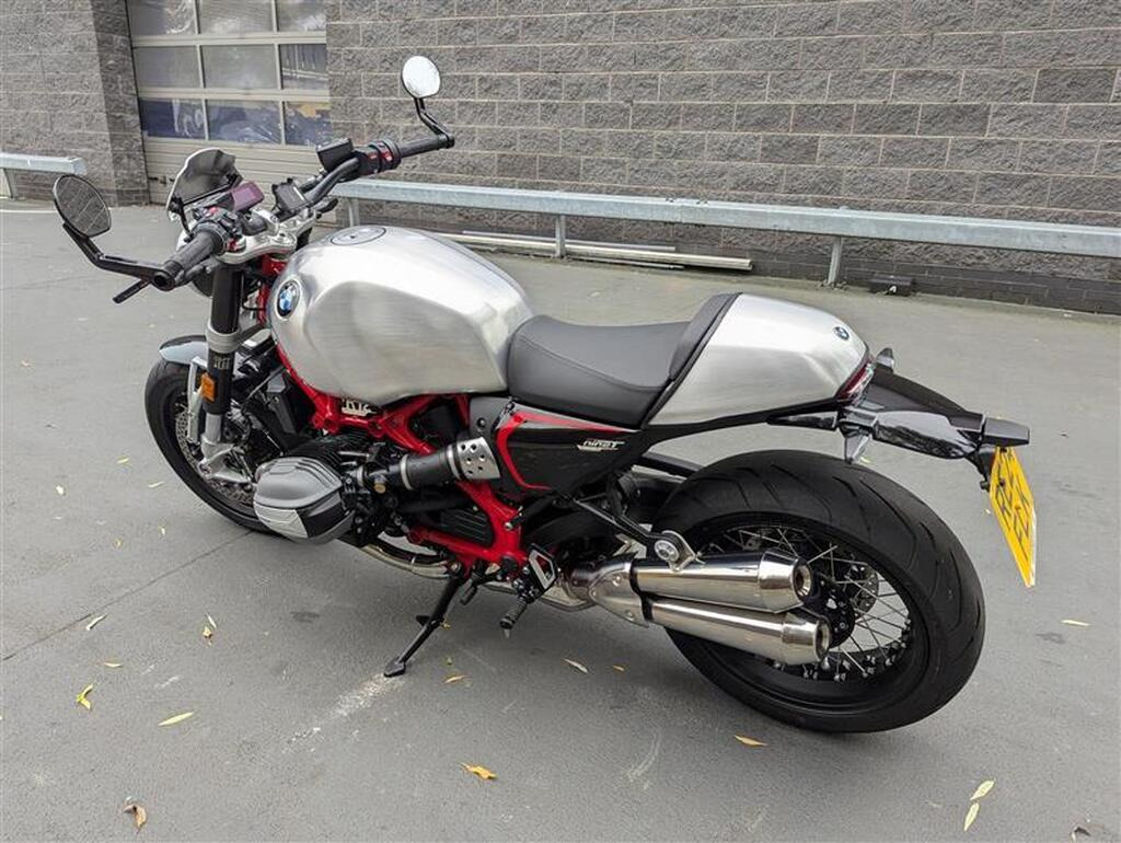 
								2024 BMW R 12 nineT 1200 Claw-shifted Cardan full									