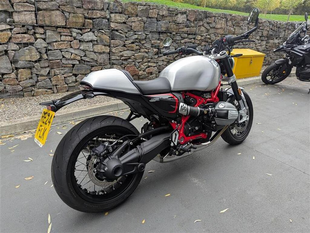 
								2024 BMW R 12 nineT 1200 Claw-shifted Cardan full									