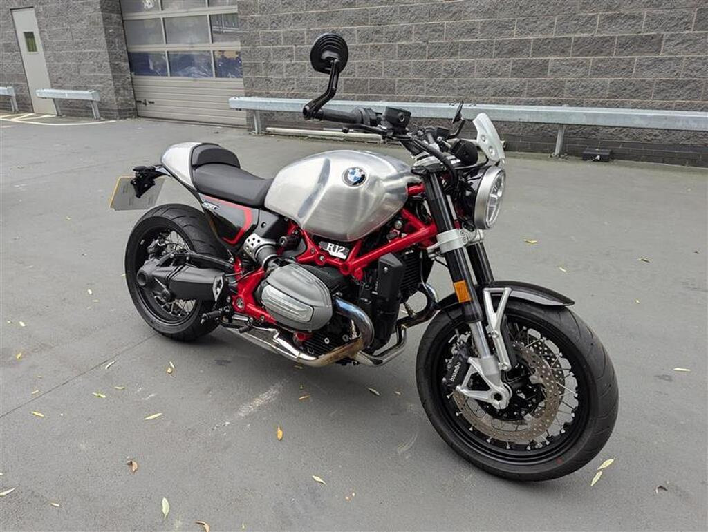 2024 BMW R 12 nineT 1200 Claw-shifted Cardan