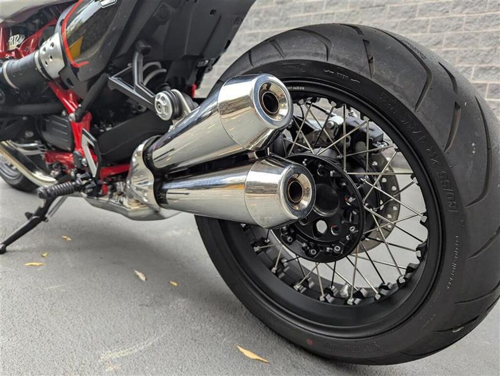 
								2024 BMW R 12 nineT 1200 Claw-shifted Cardan full									