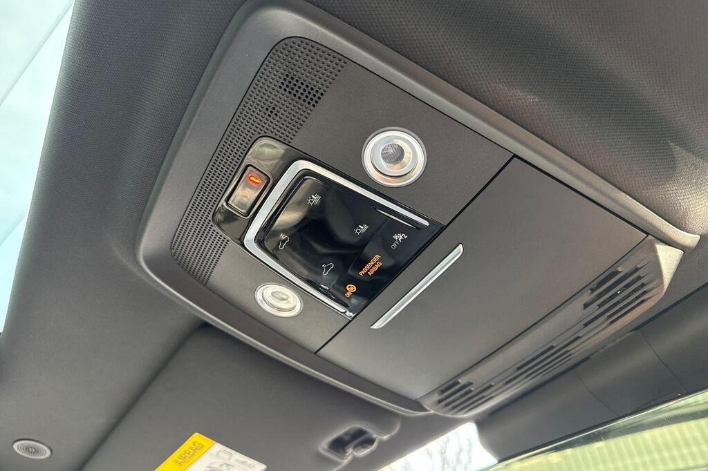 
								2025 BYD Seal U 1.5 DM-i 26.6kWh Comfort CVT Auto full									