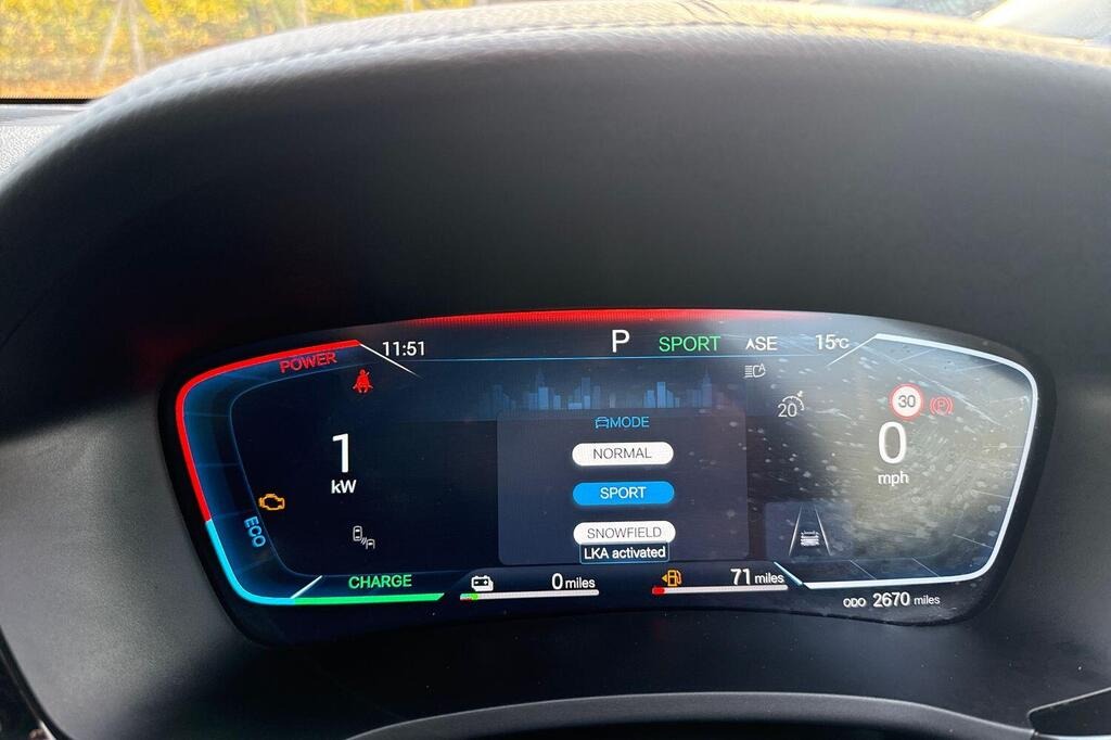 
								2025 BYD Seal U 1.5 DM-i 26.6kWh Comfort CVT Auto full									