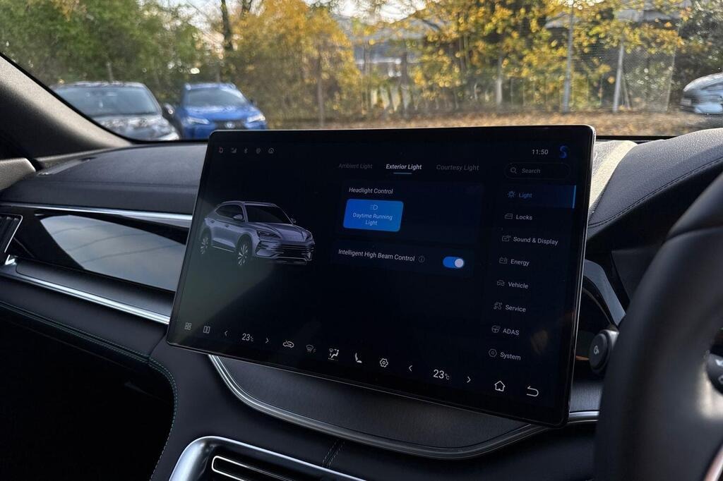 
								2025 BYD Seal U 1.5 DM-i 26.6kWh Comfort CVT Auto full									