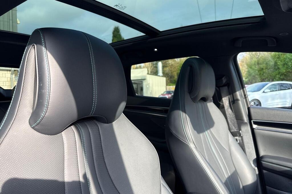 
								2025 BYD Seal U 1.5 DM-i 26.6kWh Comfort CVT Auto full									