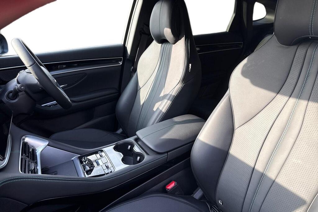 
								2025 BYD Seal U 1.5 DM-i 26.6kWh Comfort CVT Auto full									