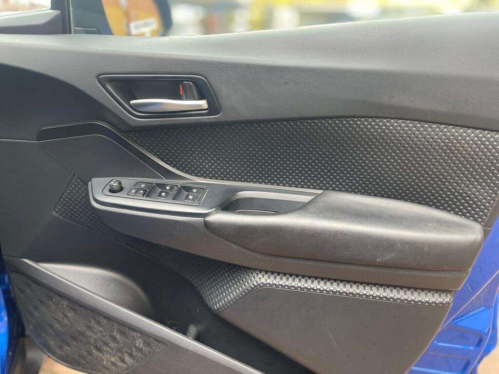 
								2019 Toyota C-HR 1.8 VVT-h Icon CVT full									