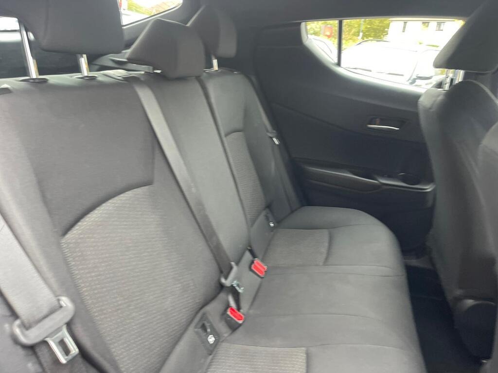 
								2019 Toyota C-HR 1.8 VVT-h Icon CVT full									