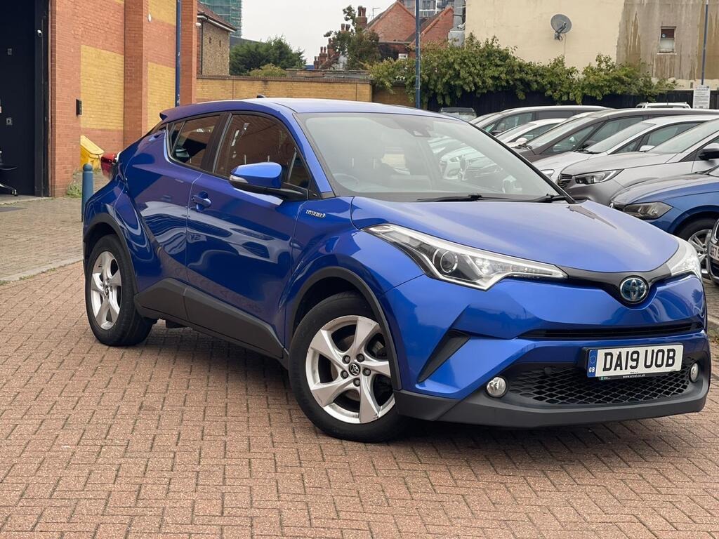 
								2019 Toyota C-HR 1.8 VVT-h Icon CVT full									