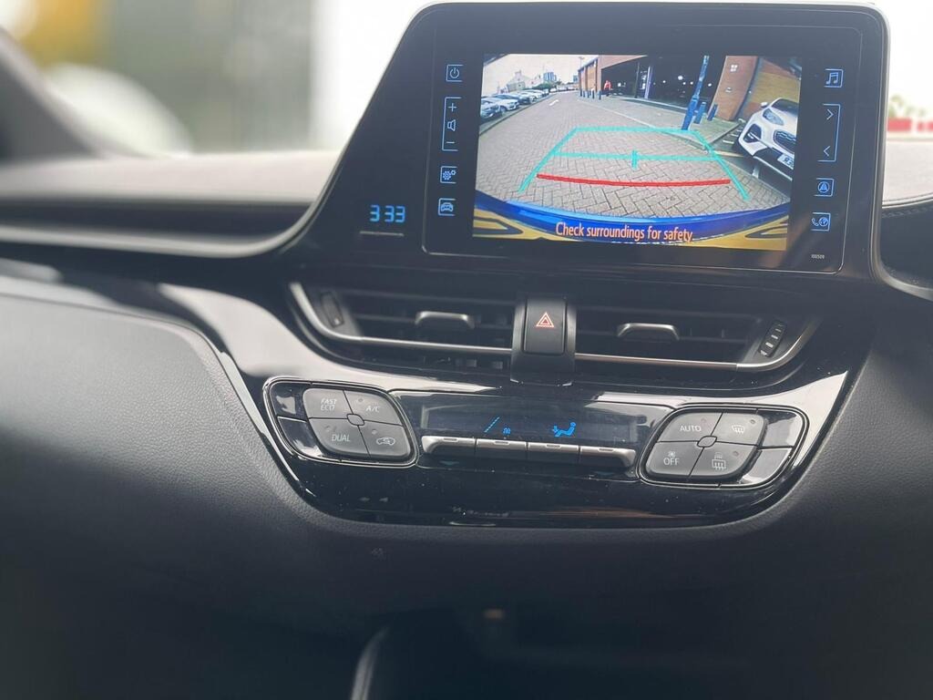 
								2019 Toyota C-HR 1.8 VVT-h Icon CVT full									