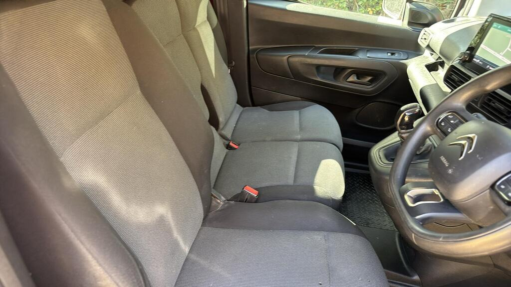 
								2020 Citroen Berlingo 1.5 BlueHDi 1000 Driver M SWB full									