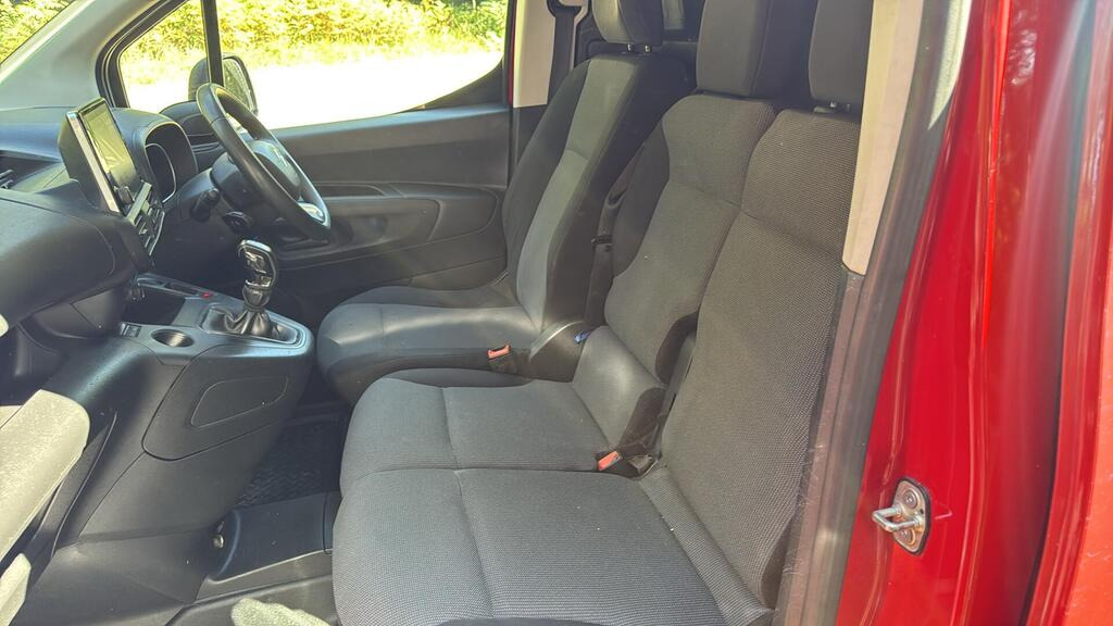 
								2020 Citroen Berlingo 1.5 BlueHDi 1000 Driver M SWB full									