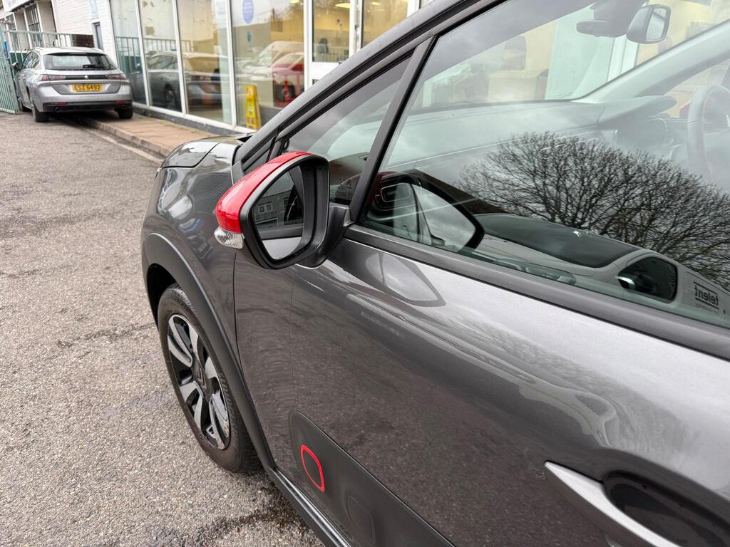 
								2017 Citroen C31.2 PureTech Flair EAT6 full									