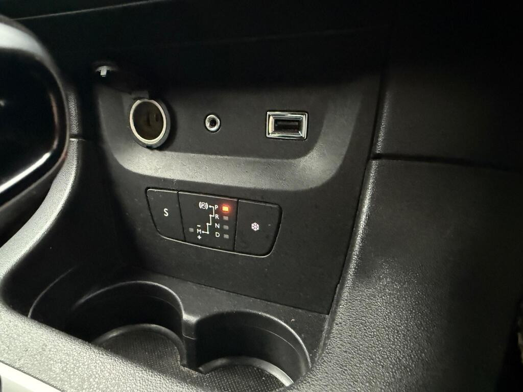 
								2017 Citroen C31.2 PureTech Flair EAT6 full									