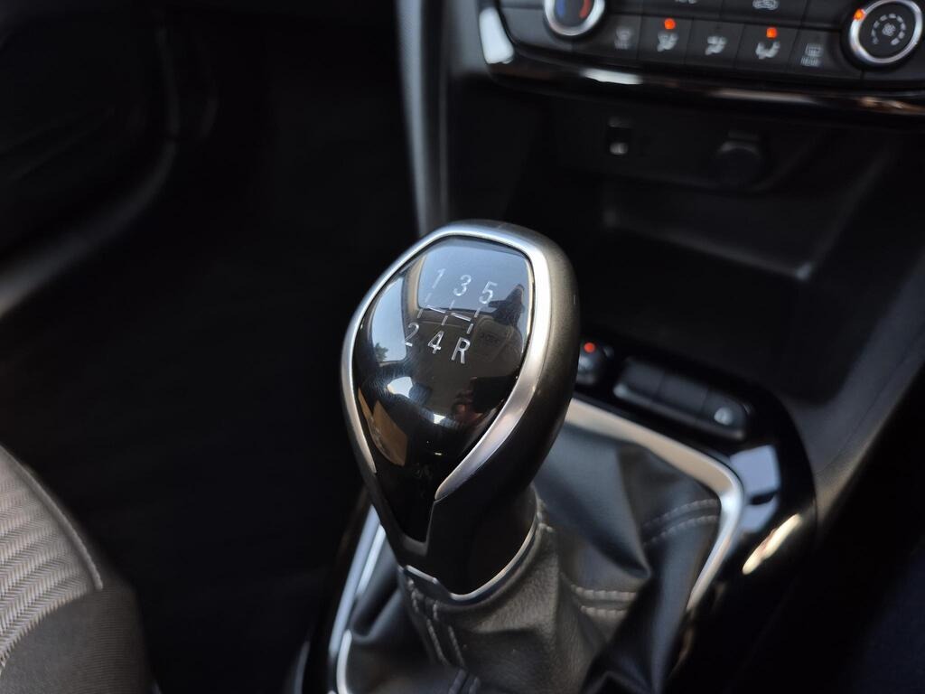 
								2023 Vauxhall Corsa 1.2 Design full									