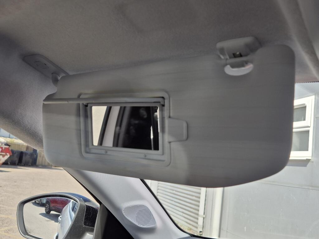 
								2023 Vauxhall Corsa 1.2 Design full									