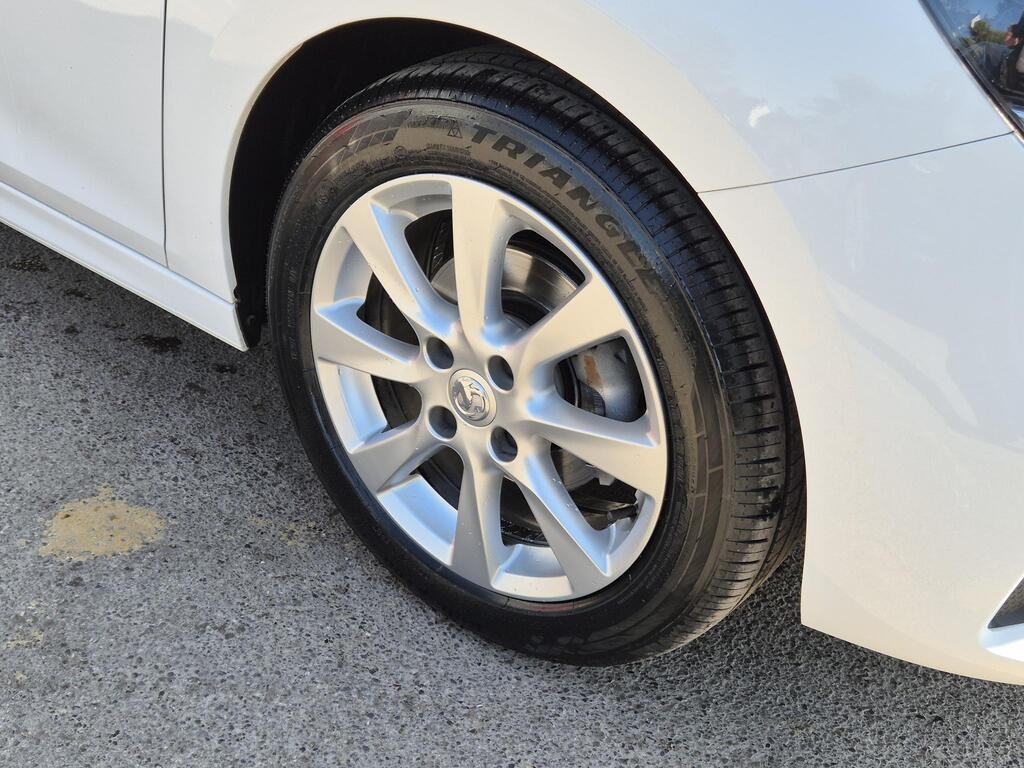 
								2023 Vauxhall Corsa 1.2 Design full									