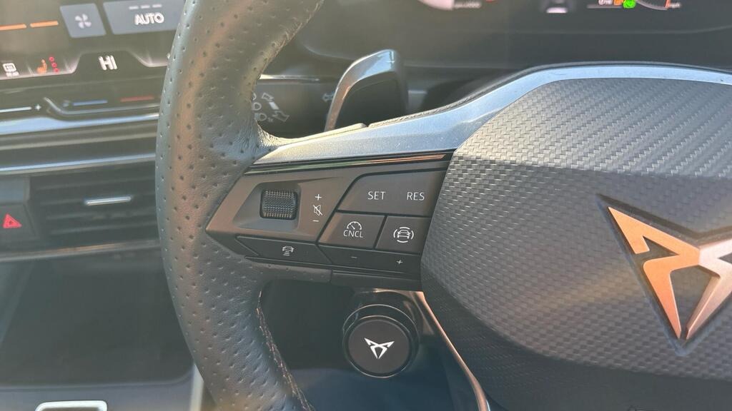 
								2025 CUPRA Formentor 2.0 TSI VZ3 DSG 4Drive full									