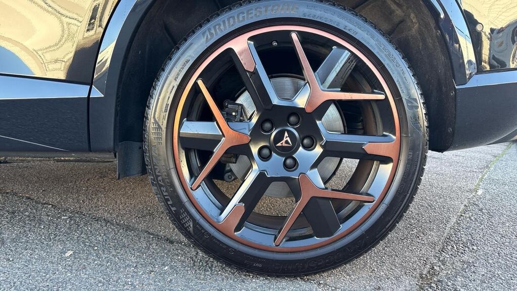 
								2025 CUPRA Formentor 2.0 TSI VZ3 DSG 4Drive full									