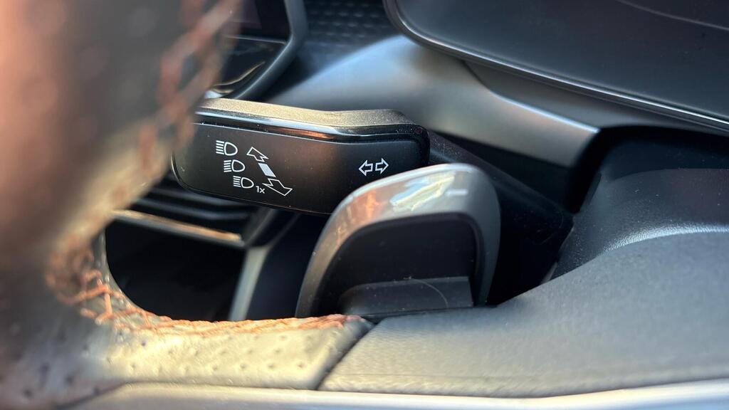 
								2025 CUPRA Formentor 2.0 TSI VZ3 DSG 4Drive full									