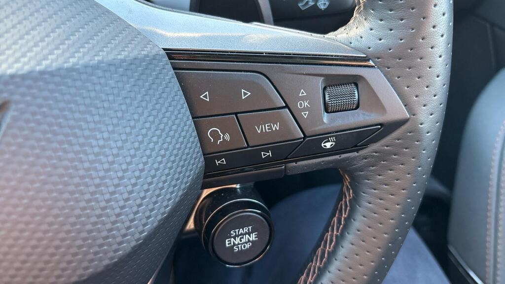 
								2025 CUPRA Formentor 2.0 TSI VZ3 DSG 4Drive full									