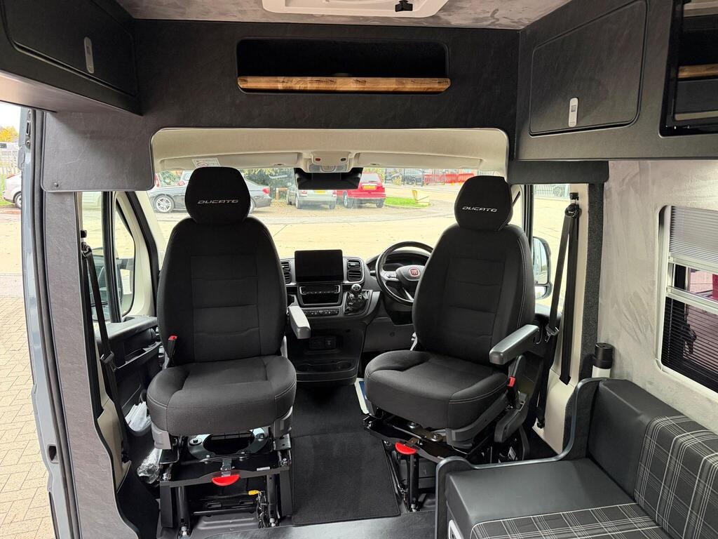 
								2021 Fiat Ducato 2.2L 140BHP full									