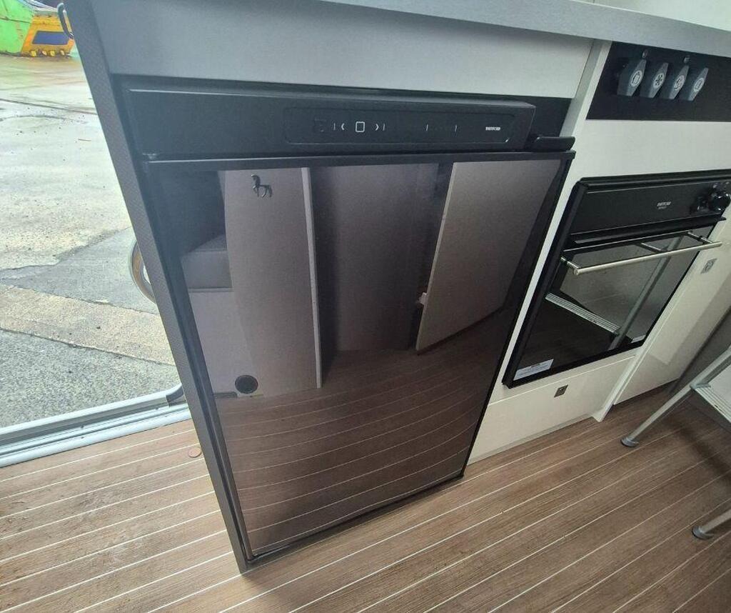 
								2024 Etrusco V 5.9 2-Berth Motorhome full									