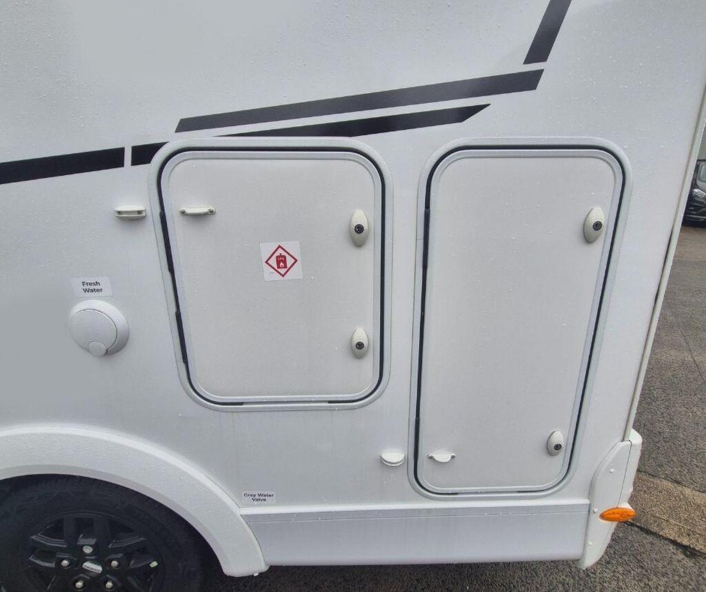 
								2024 Etrusco V 5.9 2-Berth Motorhome full									