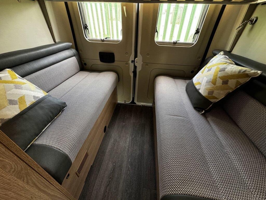 
								2022 Auto-Trail V-Line 669 S 2.2 full									