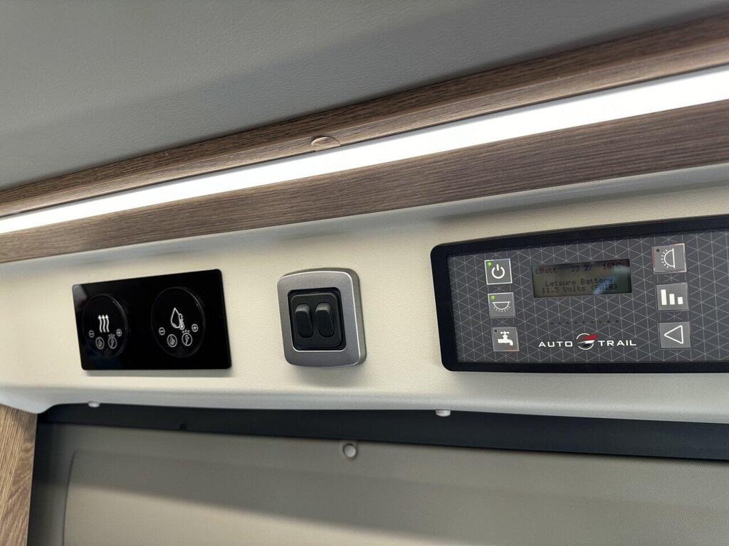 
								2022 Auto-Trail V-Line 669 S 2.2 full									