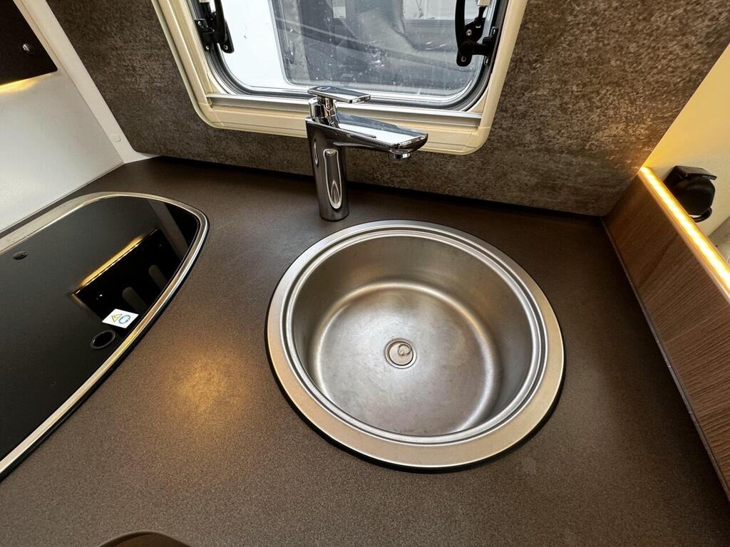 
								2021 Burstner Lyseo Harmony TD732 full									