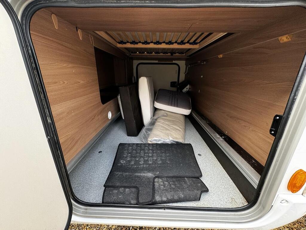 
								2021 Burstner Lyseo Harmony TD732 full									