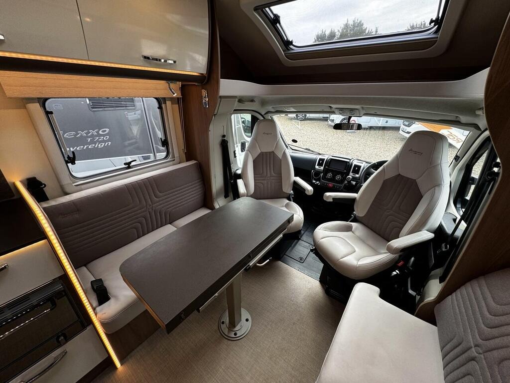 
								2021 Burstner Lyseo Harmony TD732 full									