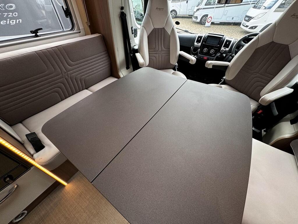 
								2021 Burstner Lyseo Harmony TD732 full									