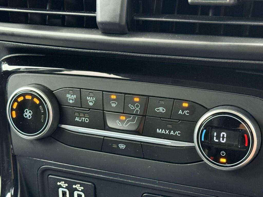 
								2018 Ford EcoSport 1.0T EcoBoost Titanium full									