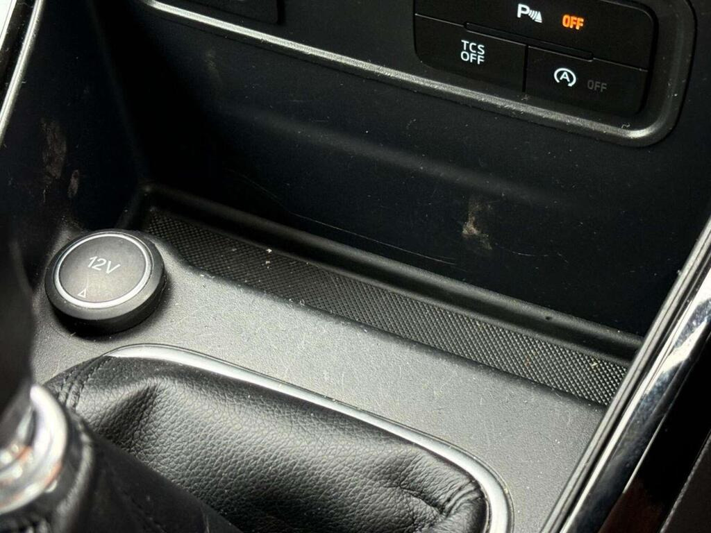 
								2018 Ford EcoSport 1.0T EcoBoost Titanium full									