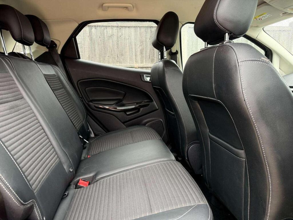 
								2018 Ford EcoSport 1.0T EcoBoost Titanium full									