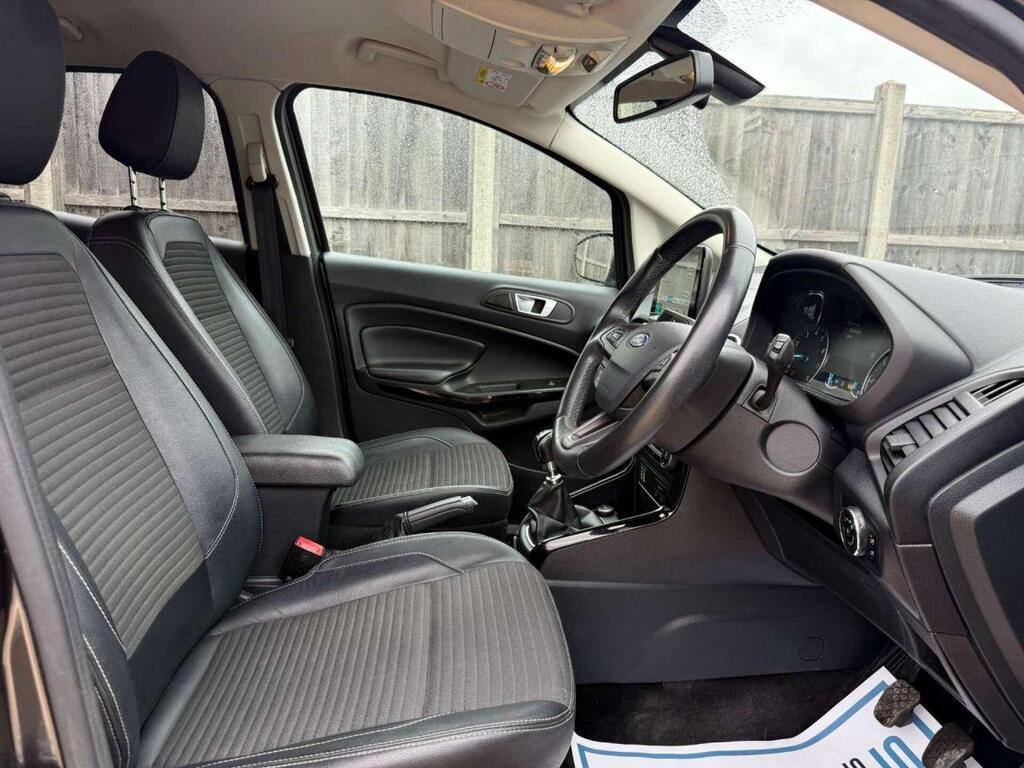 
								2018 Ford EcoSport 1.0T EcoBoost Titanium full									