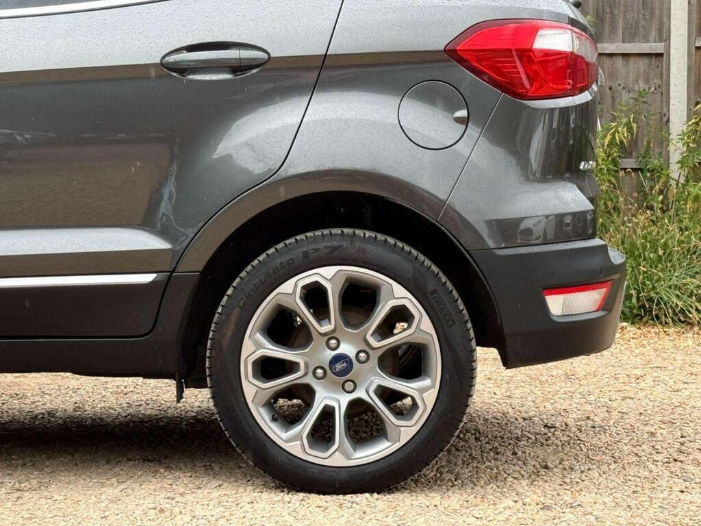 
								2018 Ford EcoSport 1.0T EcoBoost Titanium full									