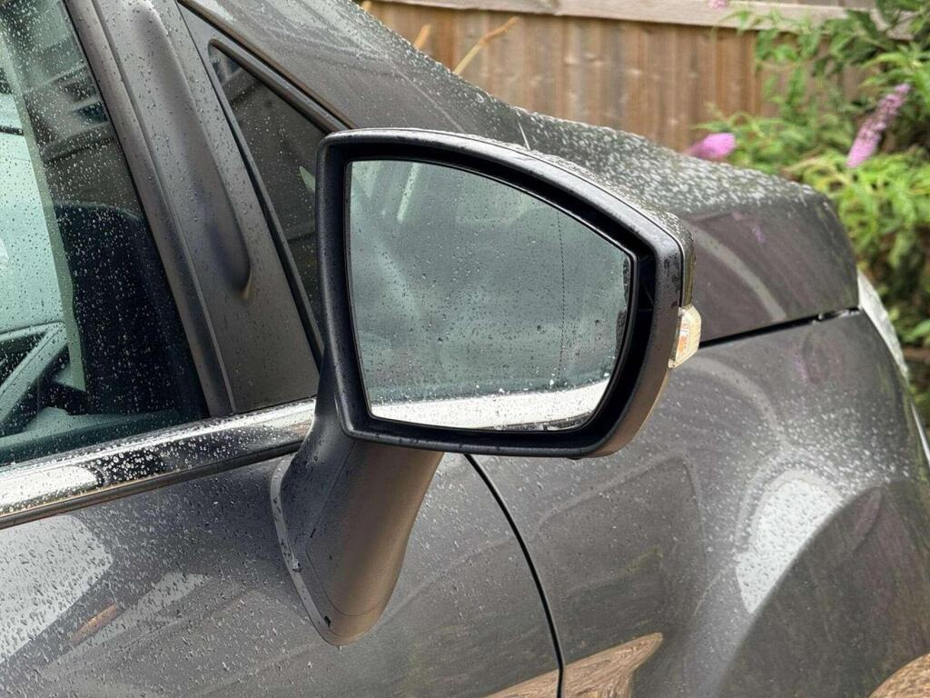 
								2018 Ford EcoSport 1.0T EcoBoost Titanium full									